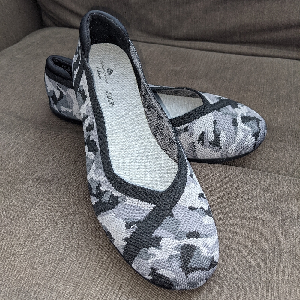Cloud steppers by Clarks 9 wide